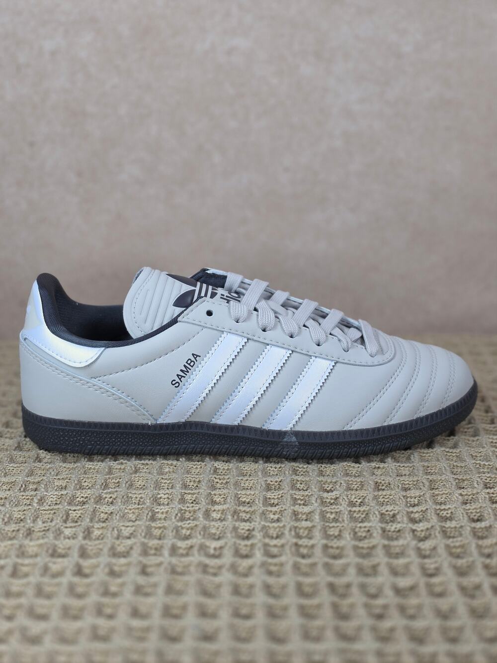 Adidas Samba JP J JP9530 Youth 7 / Women’s 8 Grey Off White Black – Brand New
